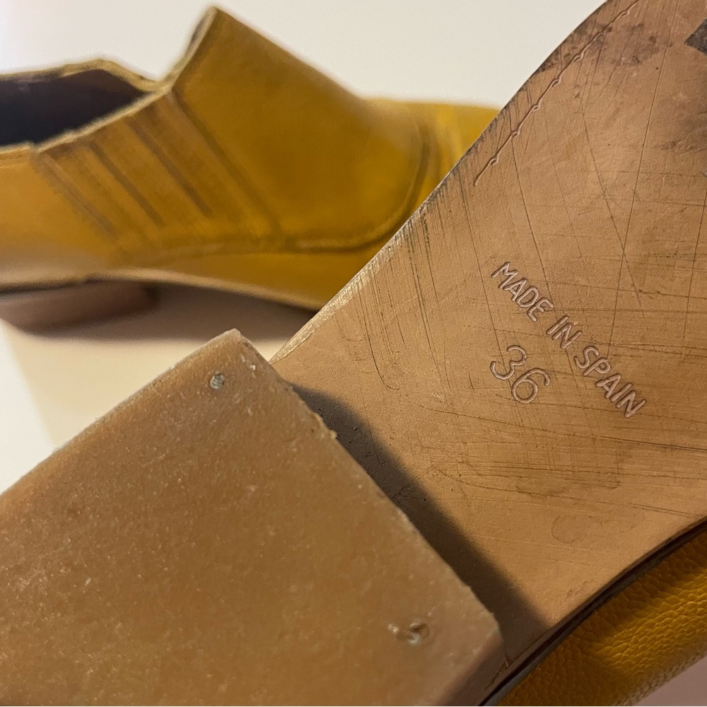 Sundance Sixtyseven 67 Women’s Mustard Leather Cowgirl Western Ankle Booties - Picture 3 of 6